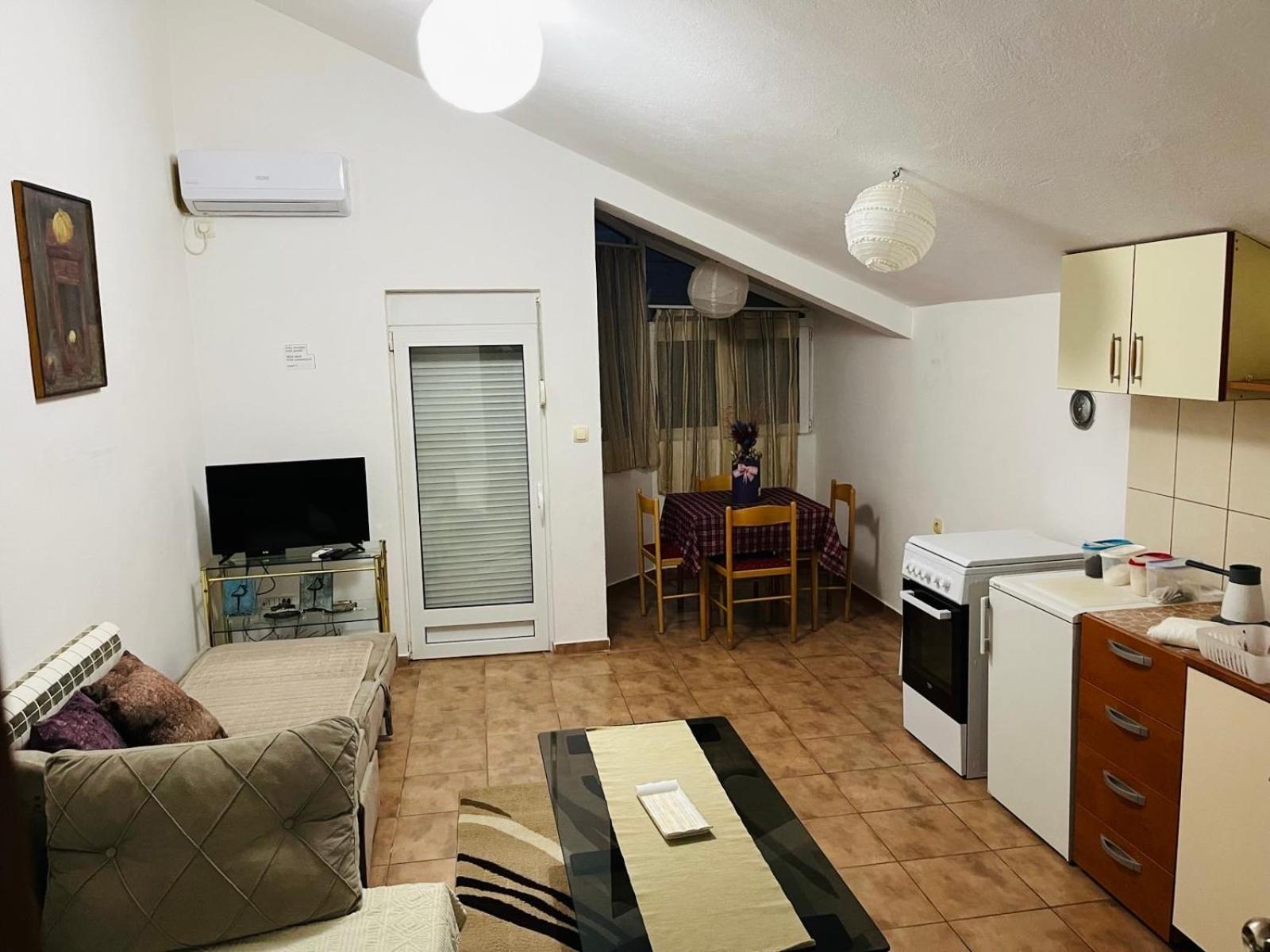 Hotel House Of Peace à Podgorica Extérieur photo